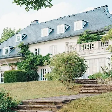 Villa Heckenfels *