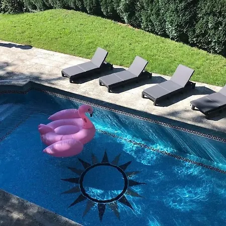 Villa Heckenfels Villa *